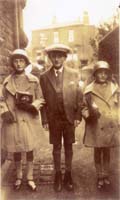 Sepia photograph of Hilda Dawson and siblings.